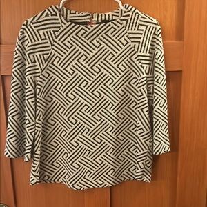 W5 Black and White Graphic Boxy Blouse